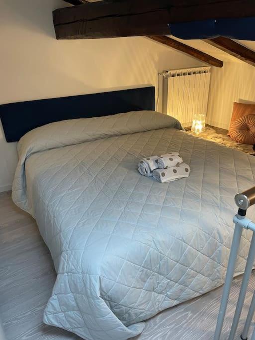 Accademia Love Apartment Bergamo Luaran gambar