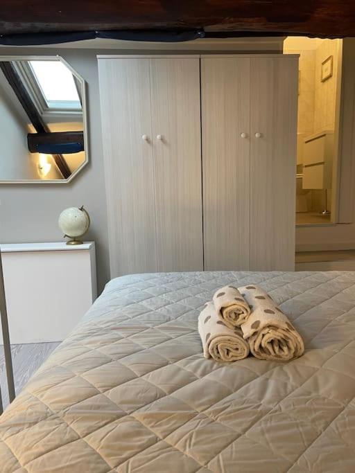 Accademia Love Apartment Bergamo Luaran gambar
