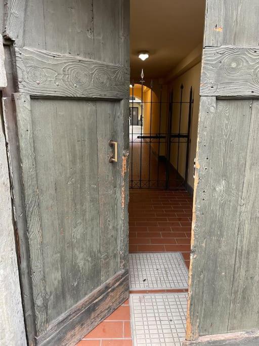 Accademia Love Apartment Bergamo Luaran gambar
